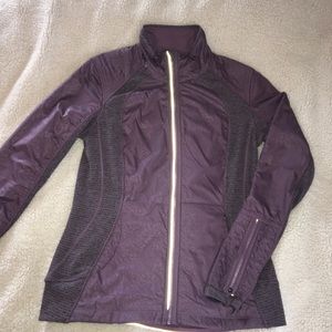 ⭐️ Lulu Lemon jacket